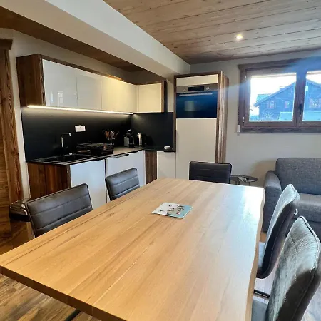 Moderne Au Coeur De Notre-dame-de-bellecombe, Proche Pistes Et Commodites - Fr-1-505-185